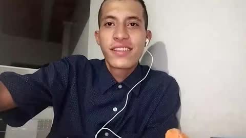 darjhon_m320 online show from February 18, 8:47 am