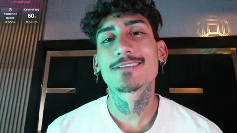 Sr. Eros online show from March 31, 4:02 am