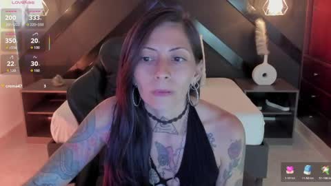 M I K A E L A online show from April 20, 7:17 pm