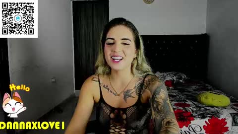 Snapshot of darkangelsxx chatting on September 24, 12:17 am dannaxlove online show from September 24, 12:17 am