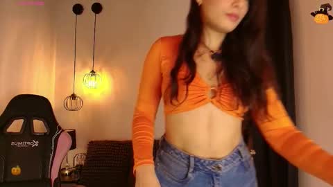 Angel Darcy  online show from October 30, 2:06 pm