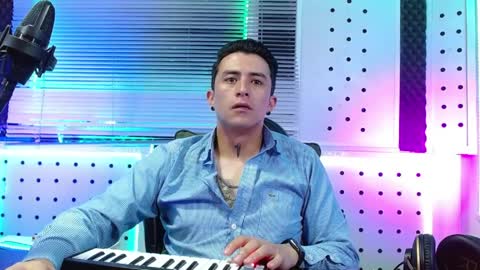 DARKO0717 online show from April 2, 9:00 pm