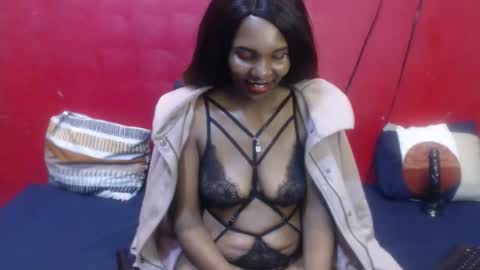 Darksultryxx30 online show from June 5, 3:13 am
