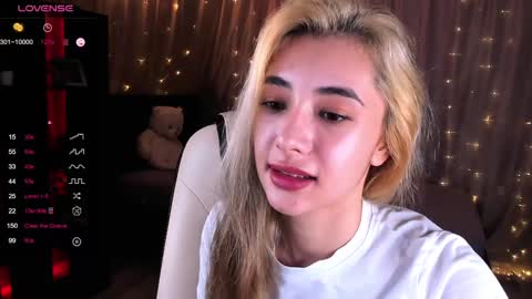 Belle online show from February 6, 7:24 am