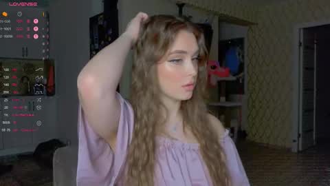 Snapshot of darlina_ryan chatting on October 22, 3:24 pm Darlina online show from October 22, 3:24 pm