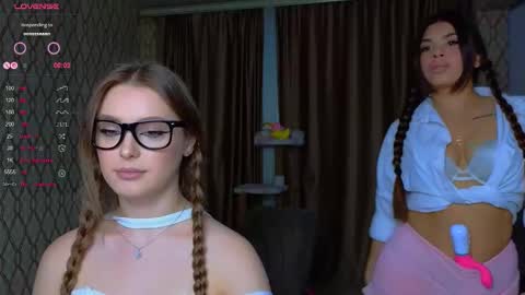 Snapshot of darlina_ryan chatting on September 22, 2:10 pm Darlina online show from September 22, 2:10 pm