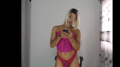 darling online show from February 25, 3:26 pm