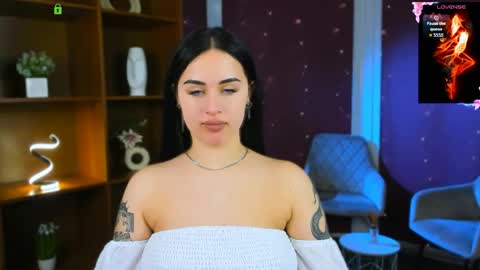 darly honey online show from May 24, 7:09 pm