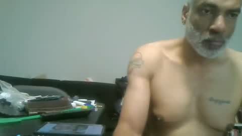 darrin0801 online show from July 14, 6:35 pm