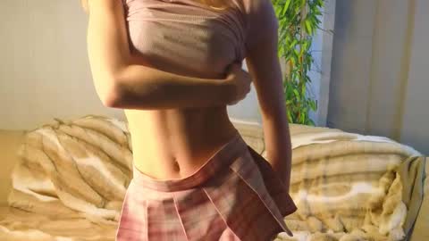 DarslyCat online show from December 3, 6:52 pm