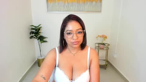 Snapshot of dary_sullivan chatting on October 30, 6:58 am DARY SULLIVAN online show from October 30, 6:58 am