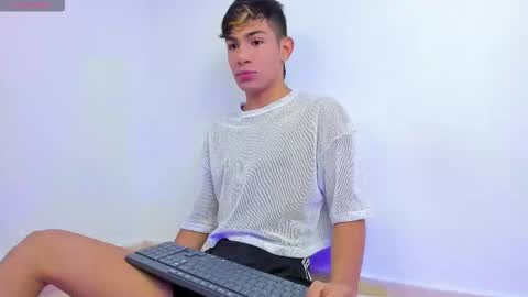 angel online show from October 13, 1:29 am