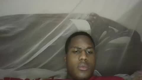 dave251989 online show from December 17, 2:07 am