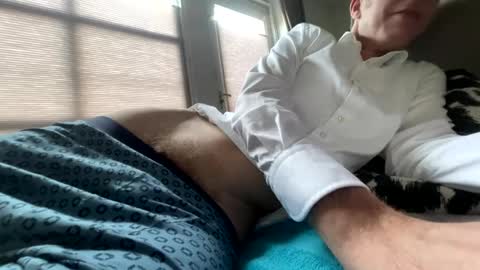 dave76b online show from February 6, 3:31 pm