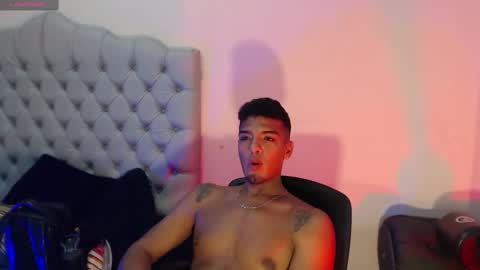 david_bandercock online show from November 12, 5:10 am