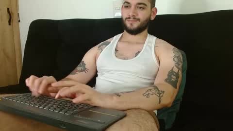 Snapshot of david_franco1 chatting on September 10, 11:17 pm Twitter davidsanctum online show from September 10, 11:17 pm