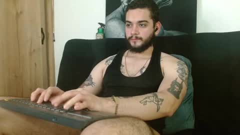 Snapshot of david_franco1 chatting on October 20, 10:48 pm Twitter davidsanctum online show from October 20, 10:48 pm