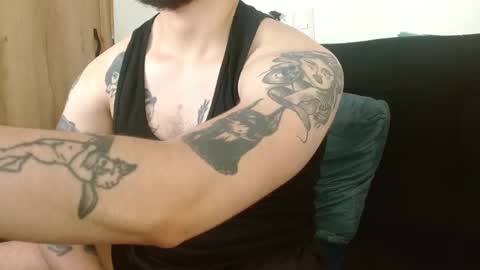 Snapshot of david_franco1 chatting on October 6, 10:16 pm Twitter davidsanctum online show from October 6, 10:16 pm
