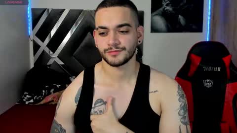 Snapshot of david_franco1 chatting on February 18, 8:14 pm Twitter davidsanctum online show from February 18, 8:14 pm