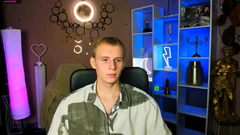 David online show from November 24, 8:07 pm