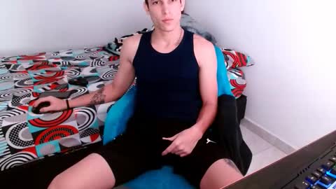 davidsalazar33 online show from October 22, 9:49 pm