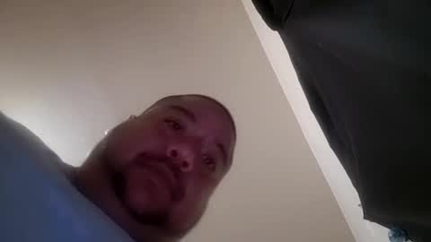 Snapshot of davidzhere222800 chatting on December 28, 4:51 am davidzhere222800 online show from December 28, 4:51 am