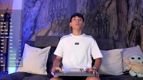 David online show from March 23, 4:23 pm