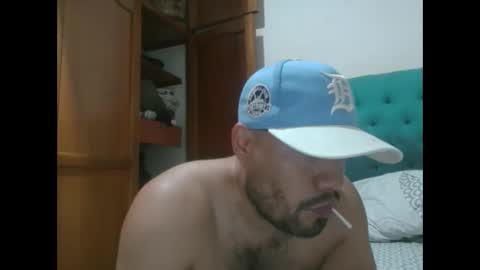 davinson_lopez35 online show from June 7, 1:55 am