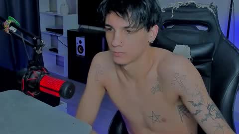 davis online show from December 15, 8:49 pm