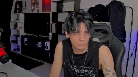 davis online show from February 23, 1:24 pm