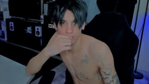 davis online show from May 5, 2:18 am