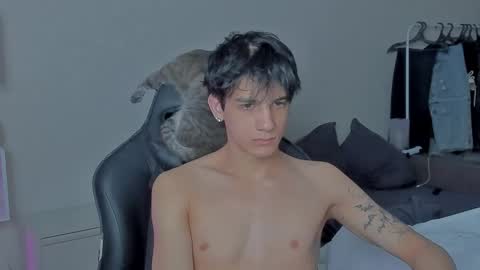 davis online show from December 6, 8:45 pm