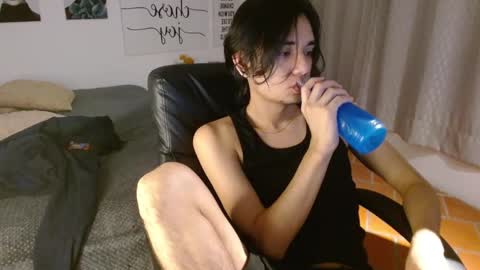 Snapshot of davoxer chatting on October 15, 2:59 am davoxer online show from October 15, 2:59 am