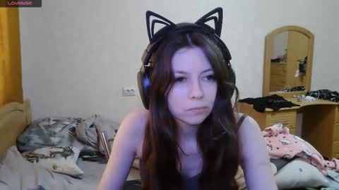 Snapshot of dawndollins chatting on October 7, 9:16 am Alice online show from October 7, 9:16 am