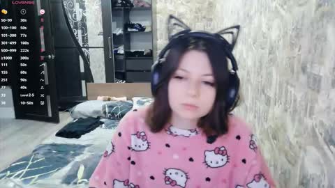 Alice online show from November 28, 8:32 am