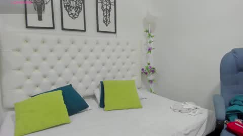 dayhan_santos online show from October 2, 10:58 am