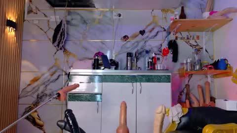 Dayla online show from May 21, 1:39 pm