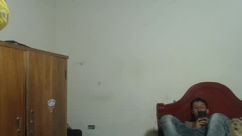Snapshot of daylon_brown_ chatting on September 26, 1:46 am Dylon online show from September 26, 1:46 am