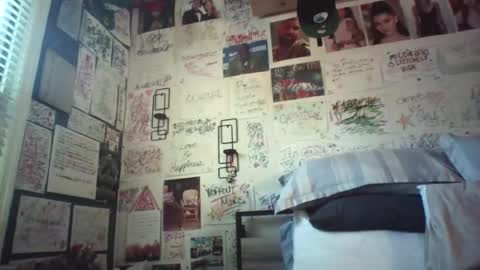 dbeamon92 online show from April 18, 12:40 pm