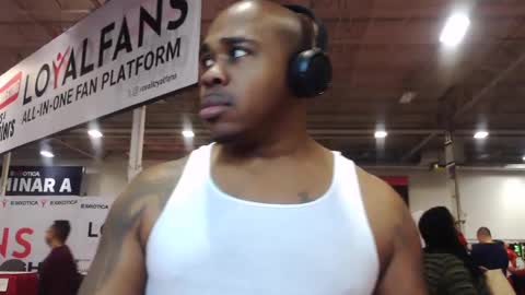 DCrush online show from December 7, 12:36 am