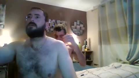 Snapshot of dd_of84 chatting on September 28, 1:09 pm dd_of84 online show from September 28, 1:09 pm