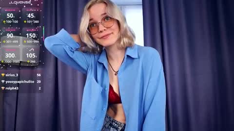 Charlie 18yo online show from October 22, 6:38 am