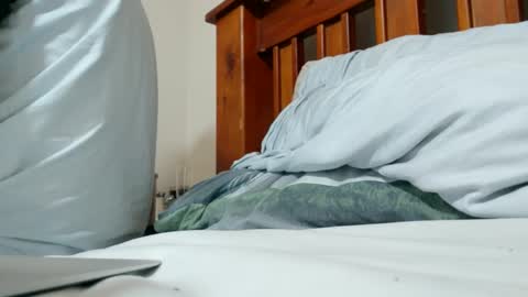 deanofflove221000 online show from December 20, 2:52 am