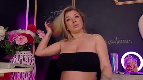 Deea online show from January 10, 8:36 pm