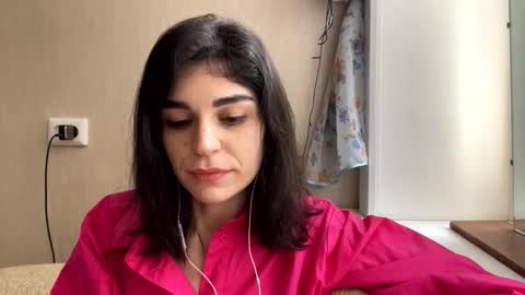 May online show from January 15, 6:00 am