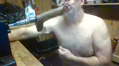 Snapshot of deepthroat227 chatting on October 5, 1:30 pm Deepthroat My Big Dildos online show from October 5, 1:30 pm