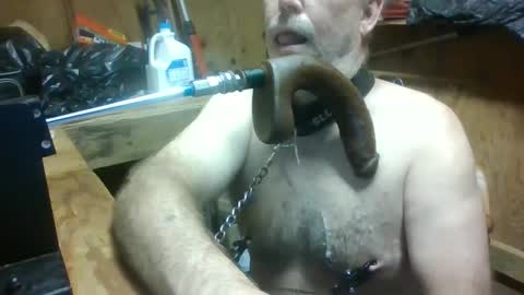 Snapshot of deepthroat227 chatting on September 19, 8:12 pm Deepthroat My Big Dildos online show from September 19, 8:12 pm