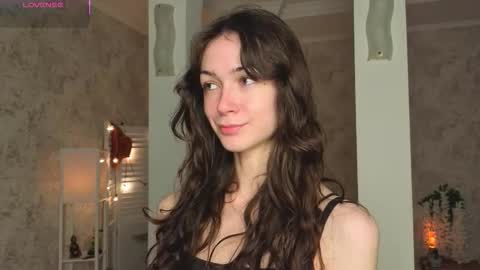 Snapshot of defeded_lovee chatting on October 11, 8:34 pm Amy online show from October 11, 8:34 pm