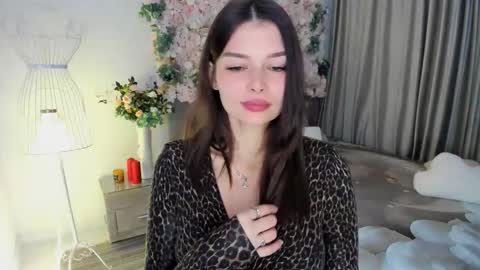 DegreeOfSincerity online show from November 28, 1:24 am