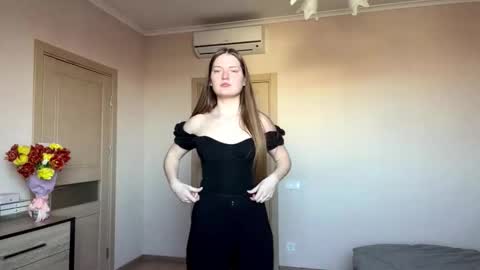 Mila online show from March 14, 7:12 am